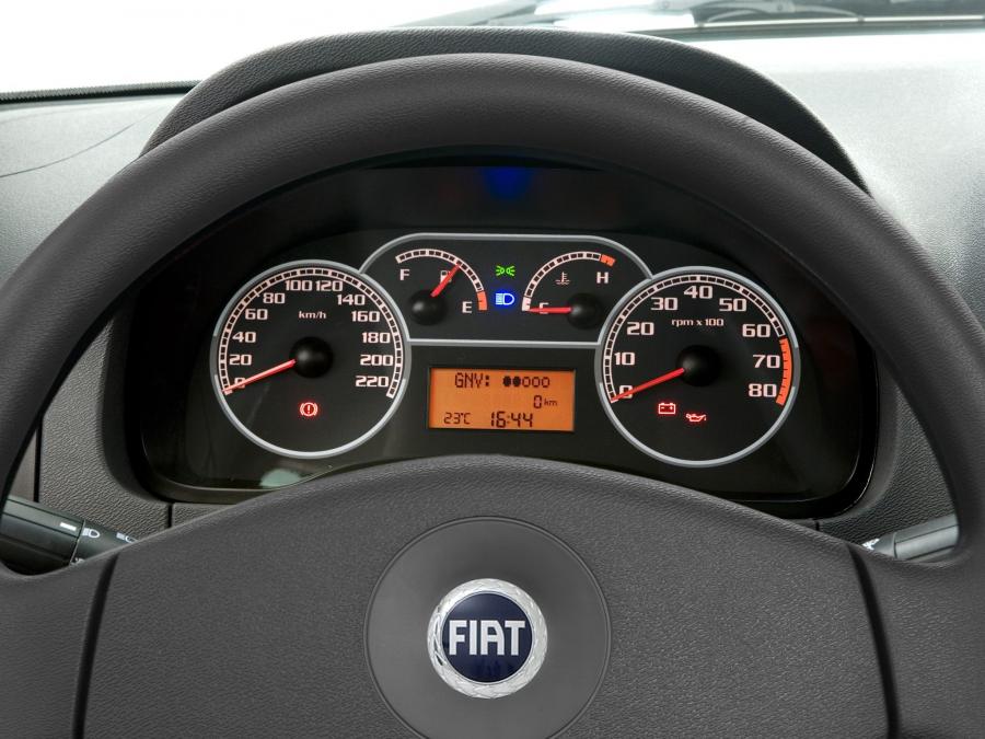  Fiat Siena Tetrafuel 2006 года  (фото 5 из 8)